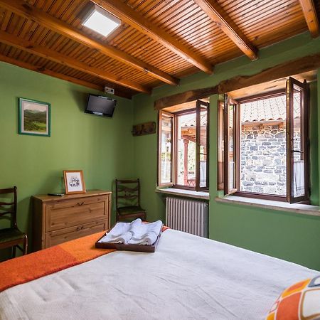 Hostal Pena Santa Soto  ภายนอก รูปภาพ