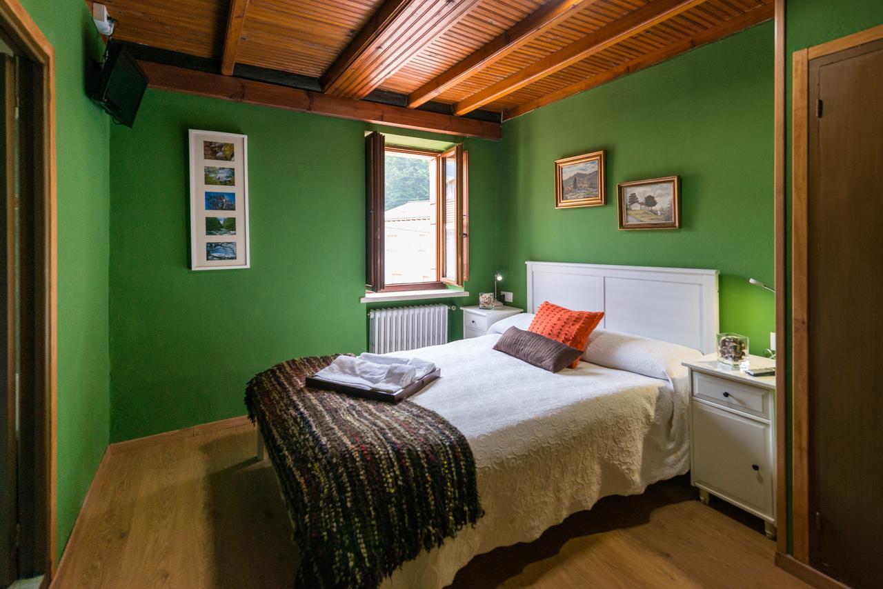 Hostal Pena Santa Soto  ภายนอก รูปภาพ