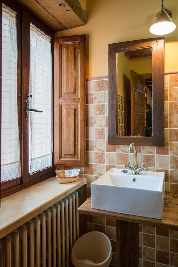 Hostal Pena Santa Soto  ภายนอก รูปภาพ