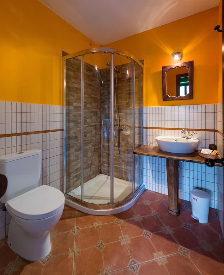 Hostal Pena Santa Soto  ภายนอก รูปภาพ